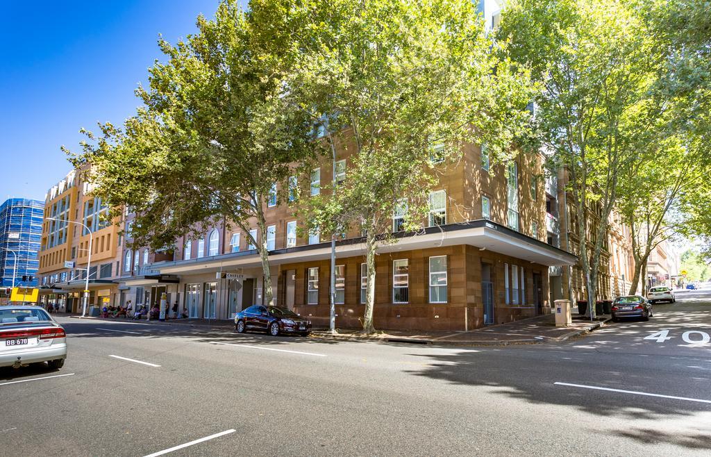 Hotel 111 Newcastle Exterior photo
